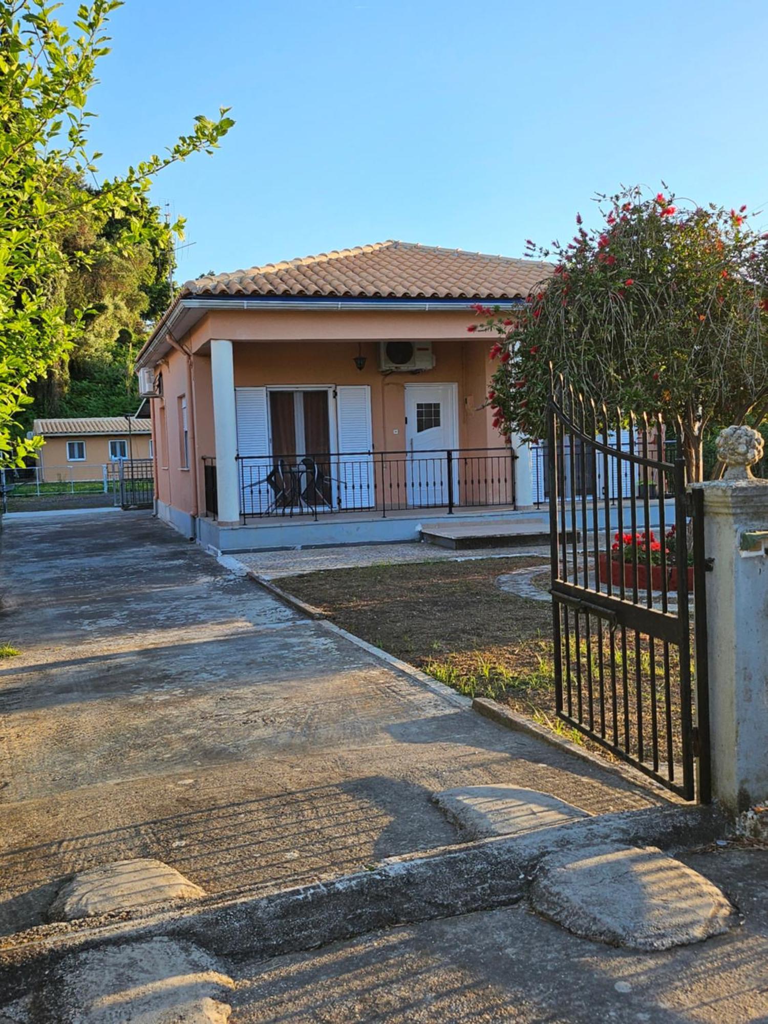 House With Yard Villa Alykes Potamou Exterior photo